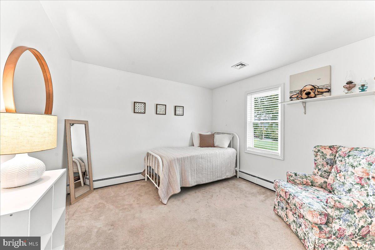 300 Duck Farm Rd Property Photo 14