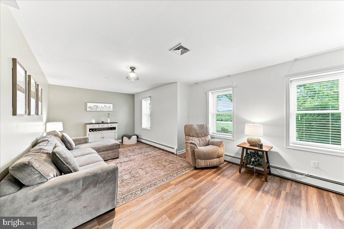 300 Duck Farm Rd Property Photo 23