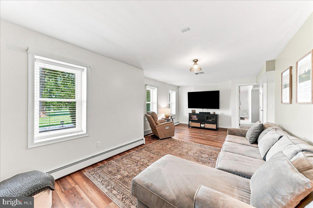 300 Duck Farm Rd Property Photo 25