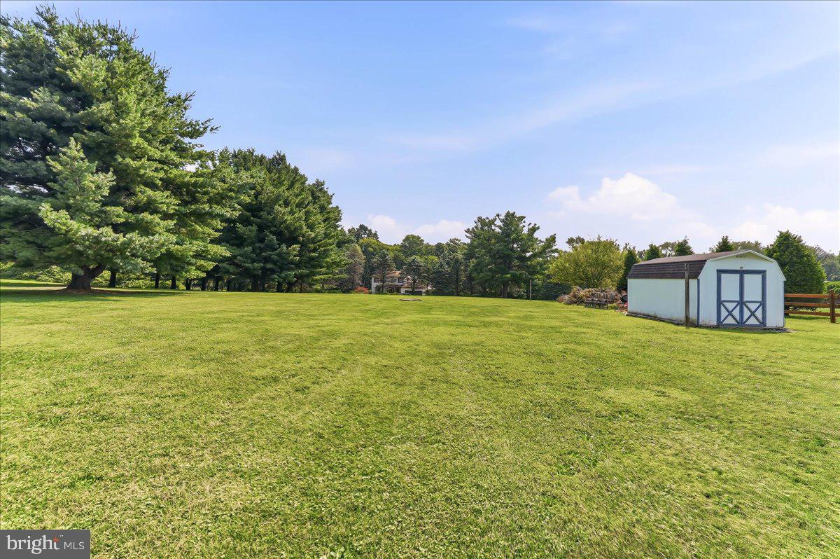 300 Duck Farm Rd Property Photo 28