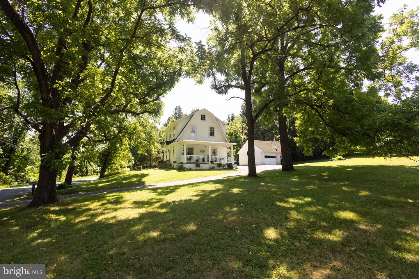 1562 YELLOW SPRINGS RD