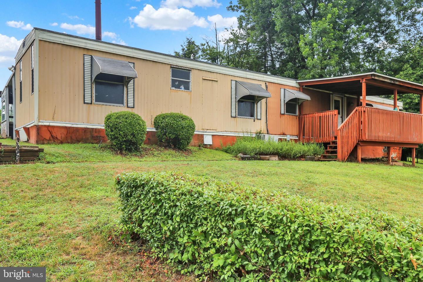 828 Spring City Rd Property Photo 1