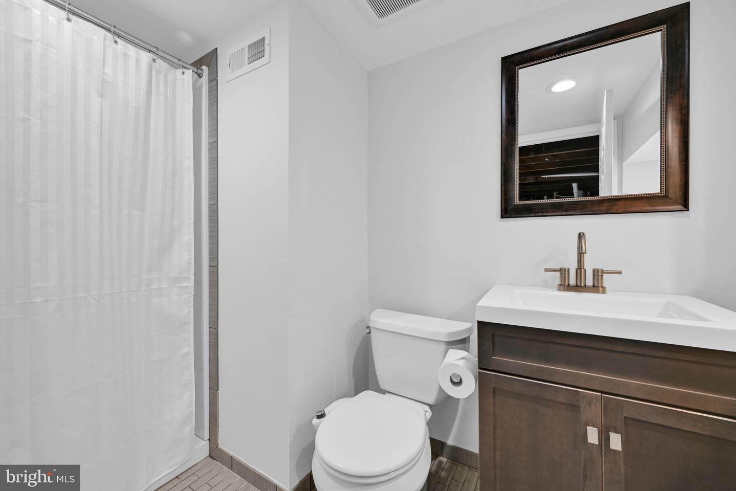 841 Taylor St Property Photo 25