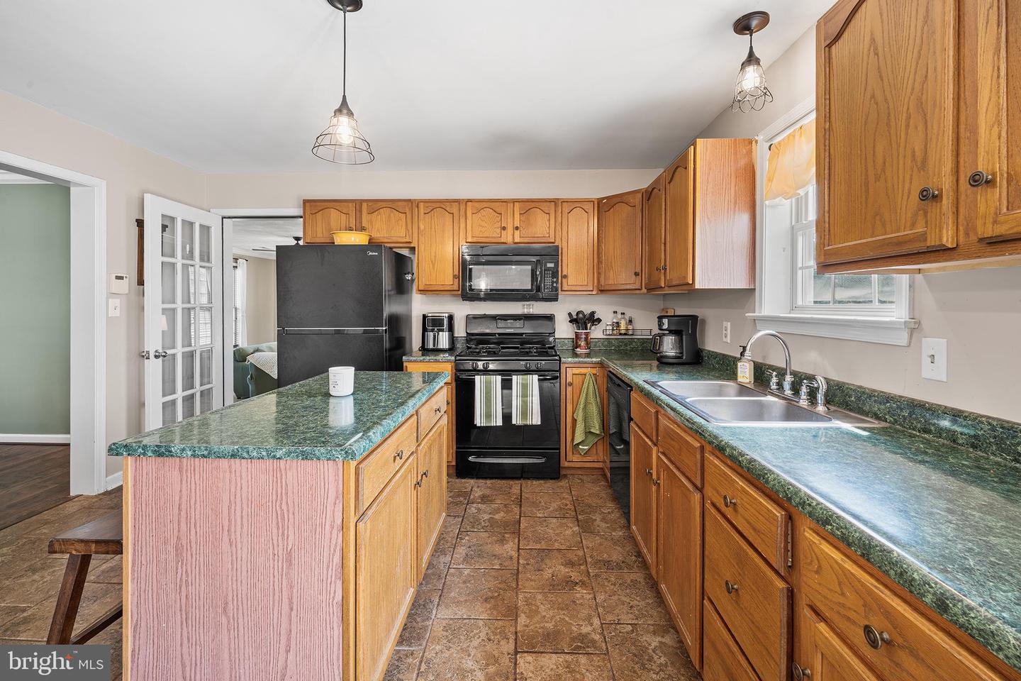311 Heron Dr Property Photo 10