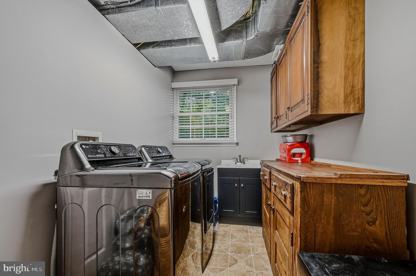 786 Wickerton Rd Property Photo 28