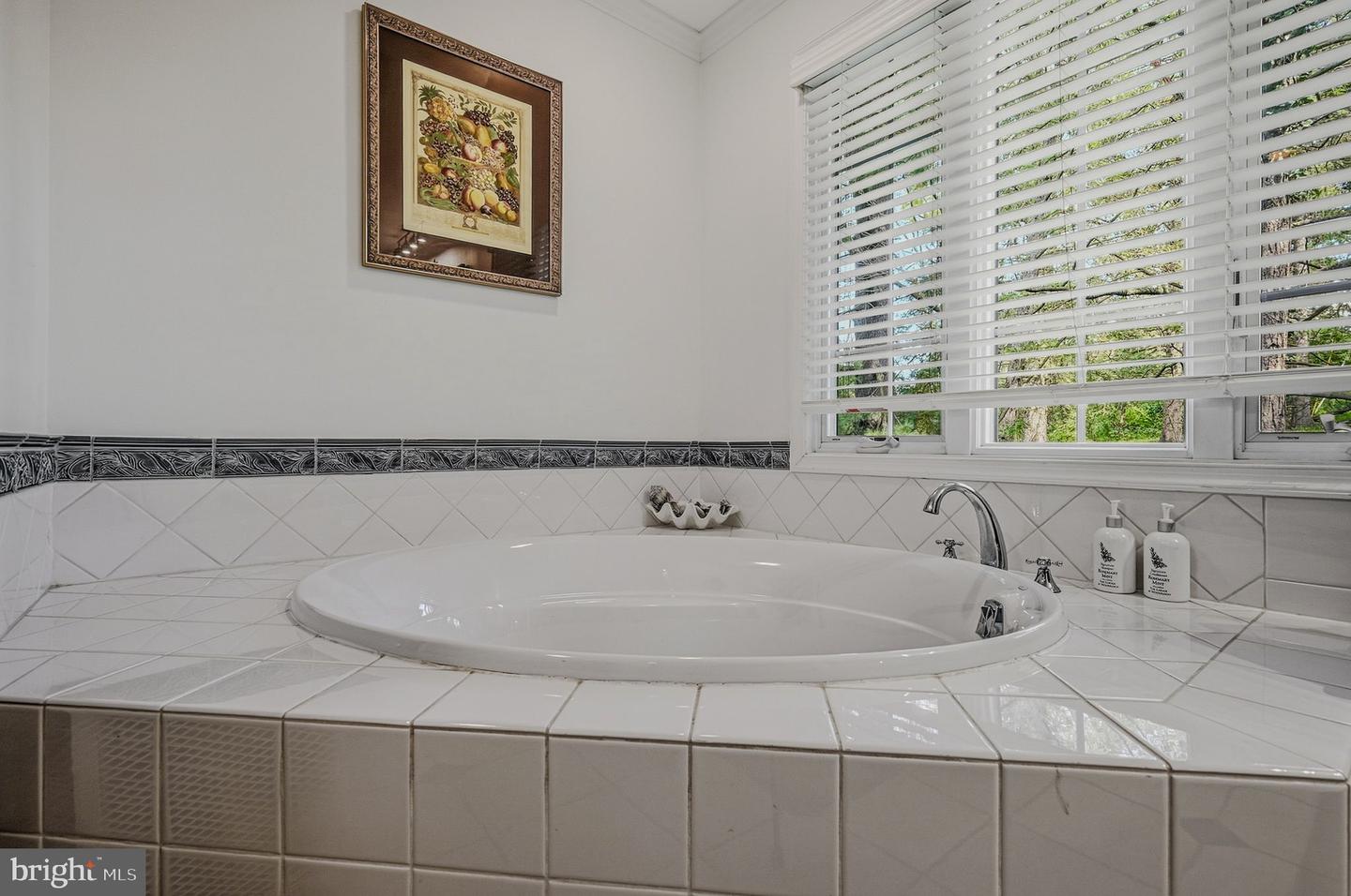 786 Wickerton Rd Property Photo 39