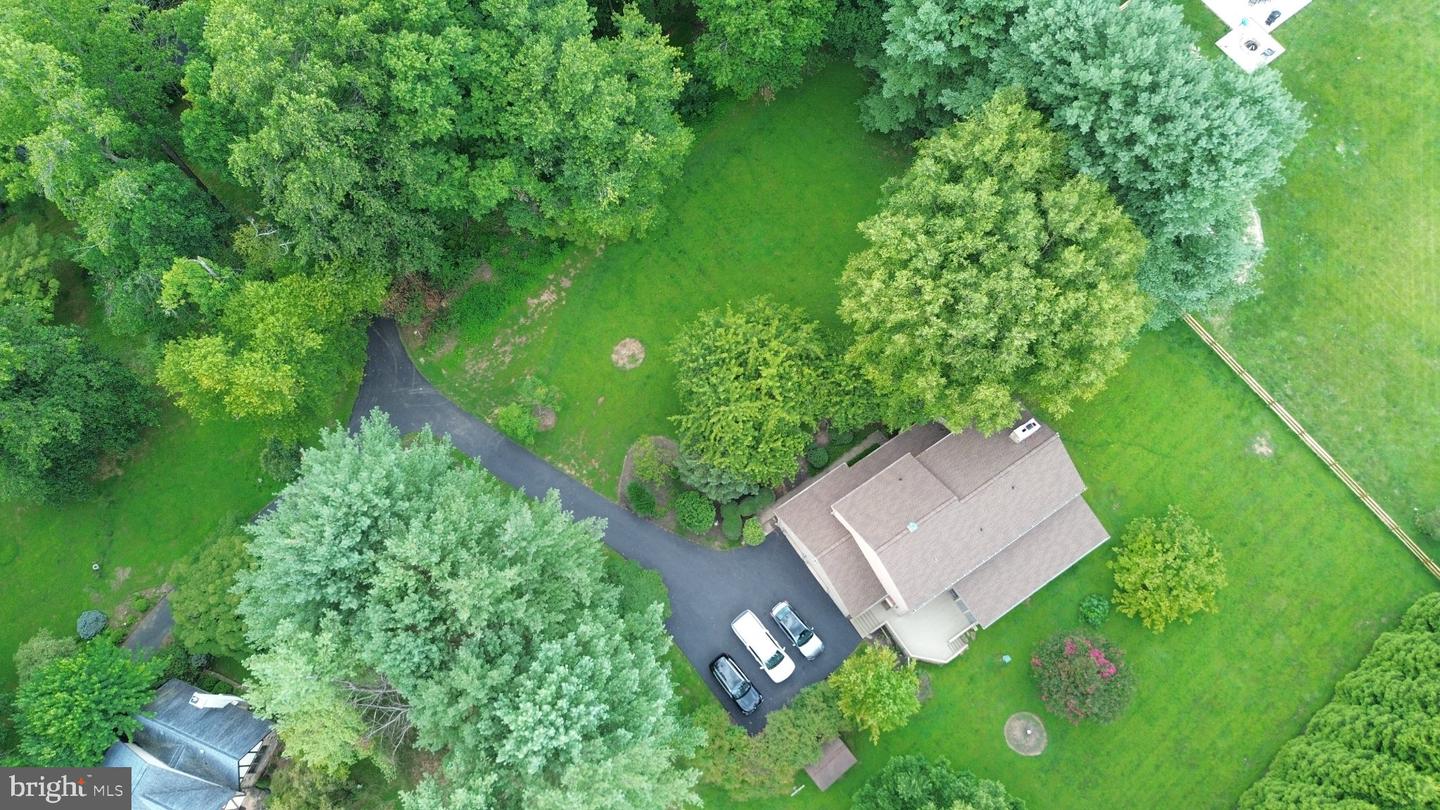 1400 Hickory Hill Rd Property Photo 7