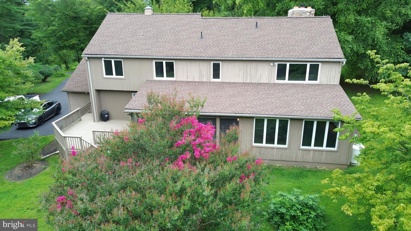 1400 Hickory Hill Rd Property Photo 11