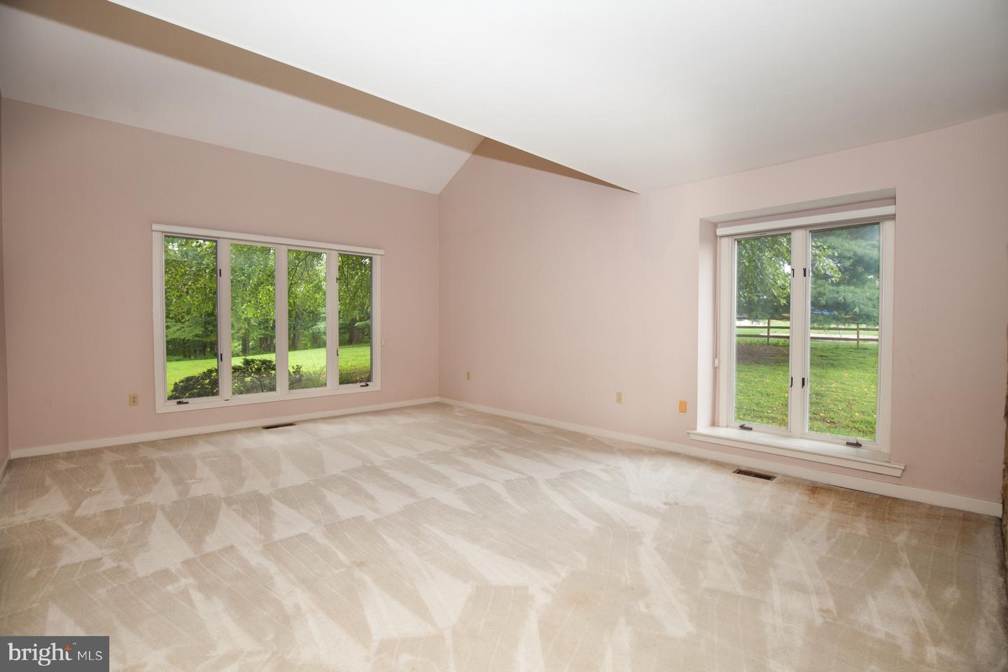 1400 Hickory Hill Rd Property Photo 44