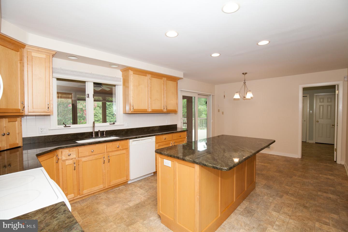 1400 Hickory Hill Rd Property Photo 58