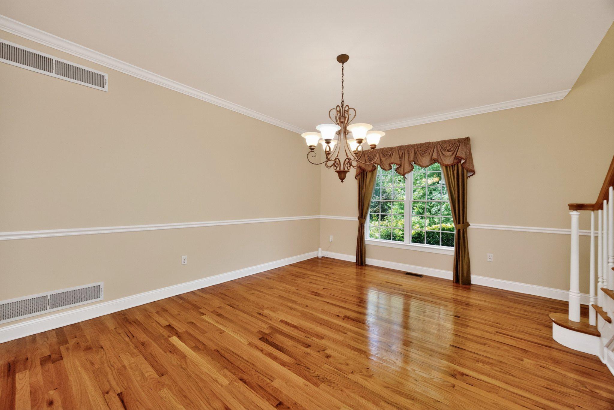 1084 Kaolin Rd Property Photo 12