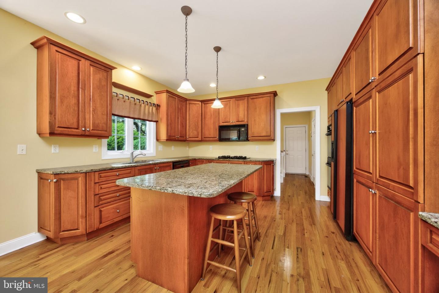 1084 Kaolin Rd Property Photo 16
