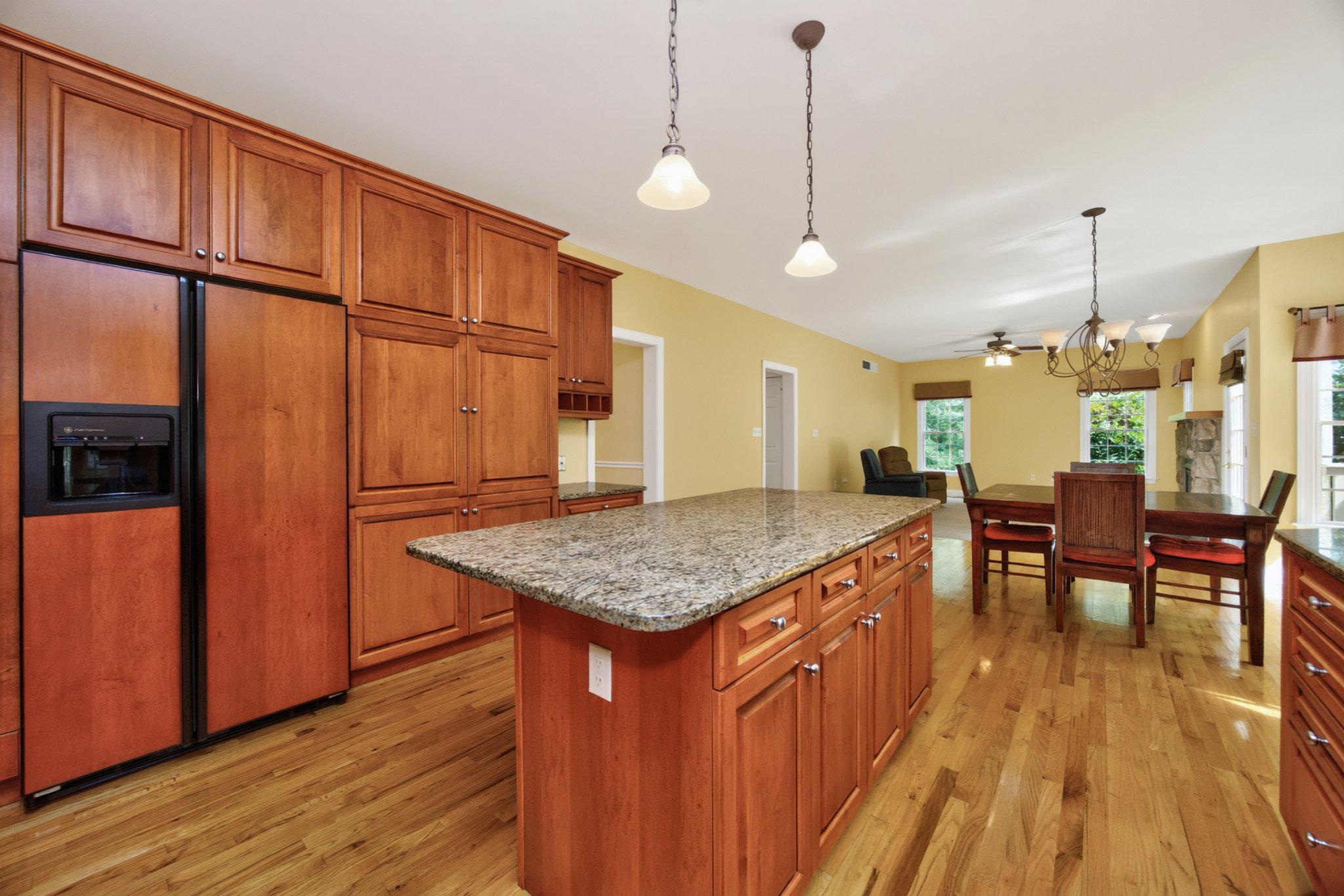 1084 Kaolin Rd Property Photo 17