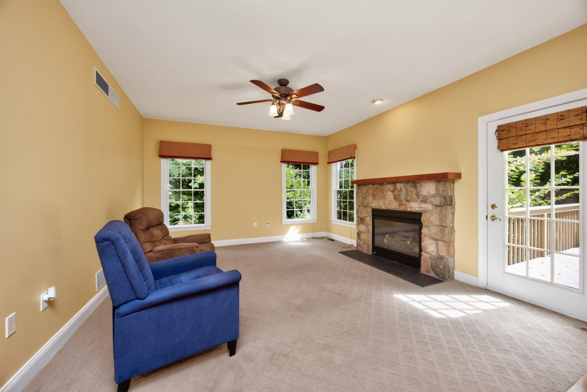 1084 Kaolin Rd Property Photo 23