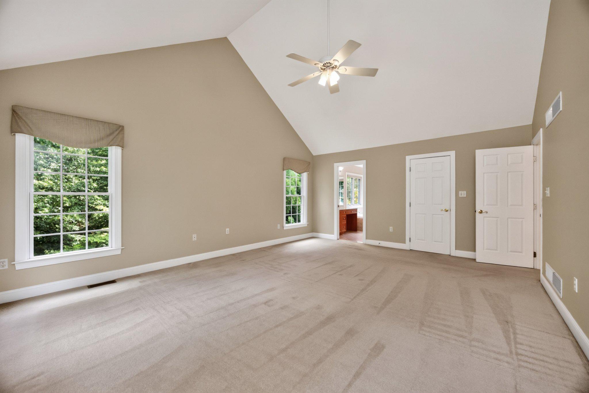 1084 Kaolin Rd Property Photo 28
