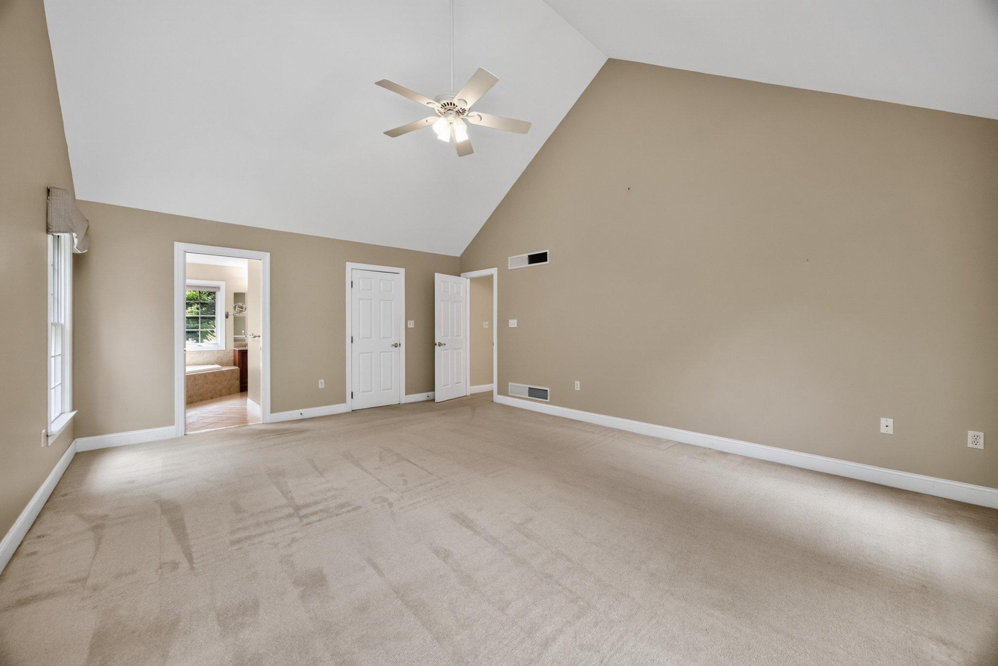 1084 Kaolin Rd Property Photo 29