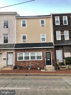 217 E MARKET ST #1 Property Photo 1