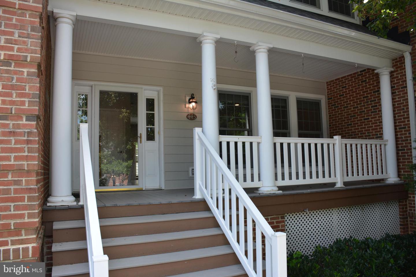 443 Wharton #32 Property Photo 2