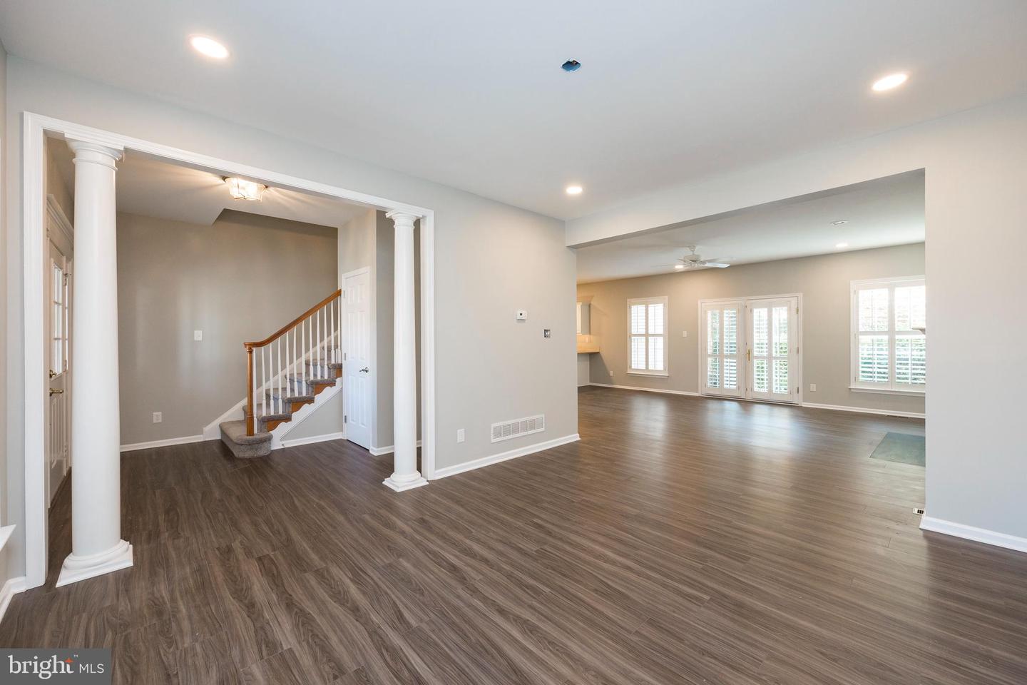 443 Wharton #32 Property Photo 6
