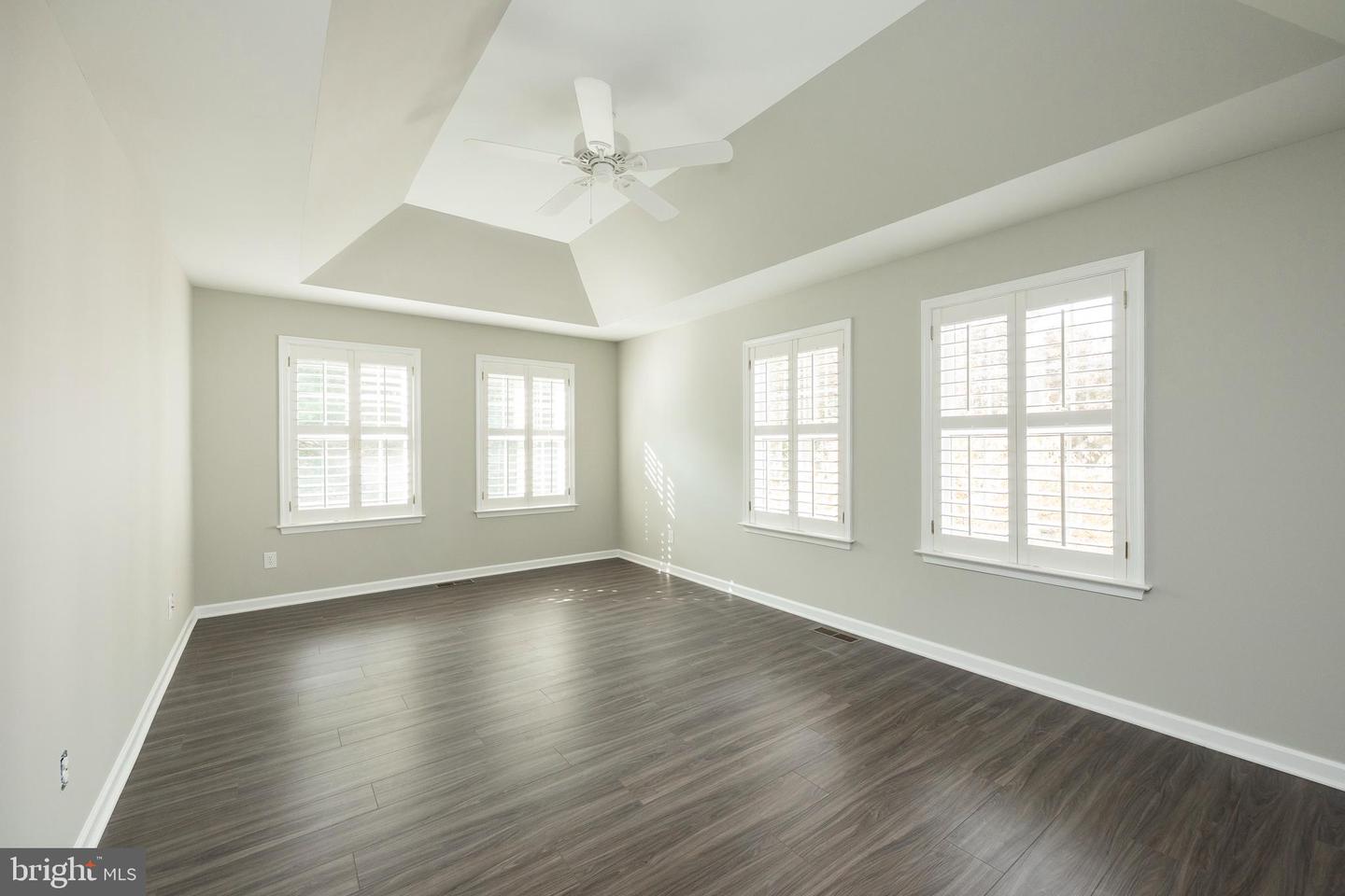 443 Wharton #32 Property Photo 17