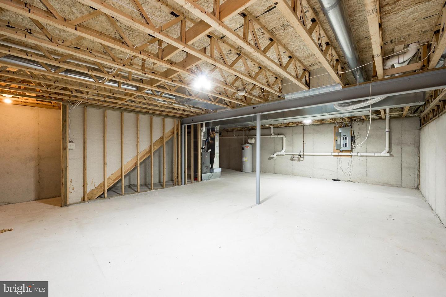 443 Wharton #32 Property Photo 30