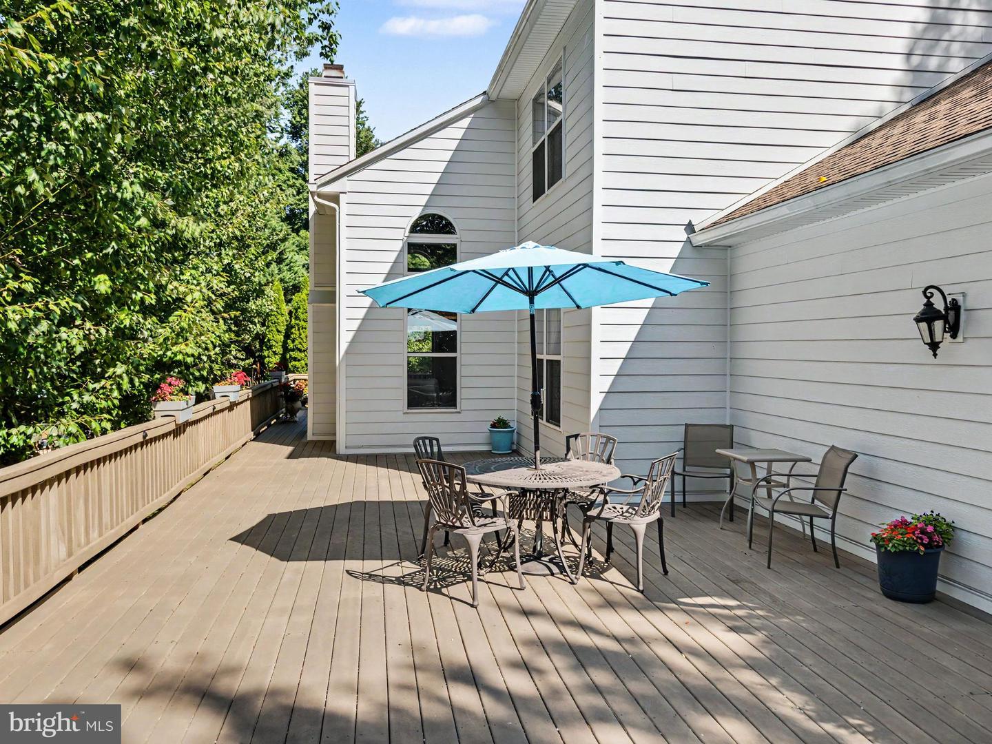 1021 Mulberry St Property Photo 35