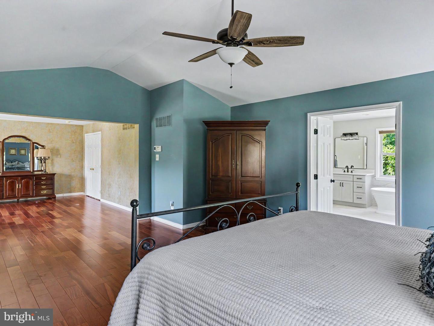 1021 Mulberry St Property Photo 59