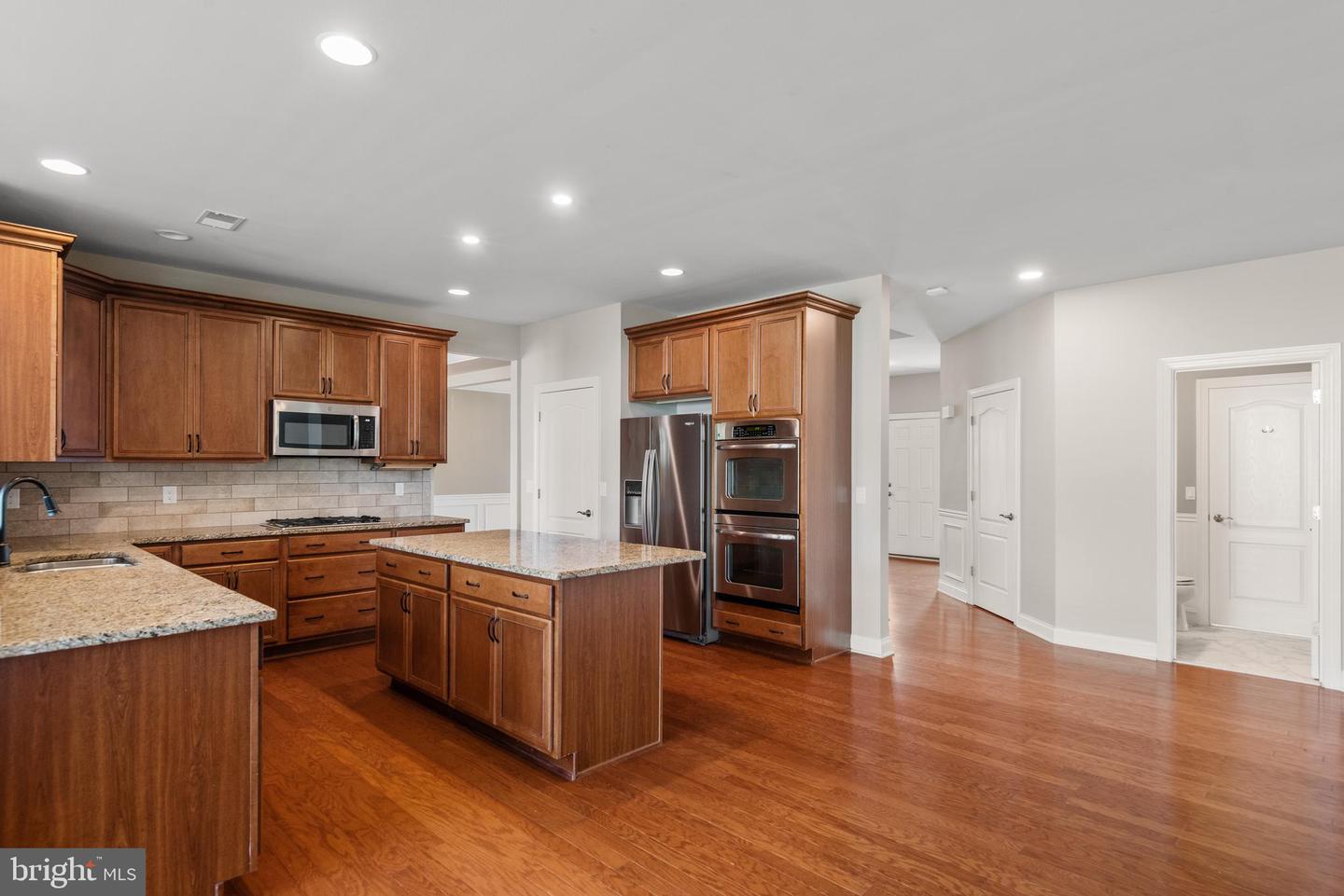 4200 Thornhill Rd Property Photo 6