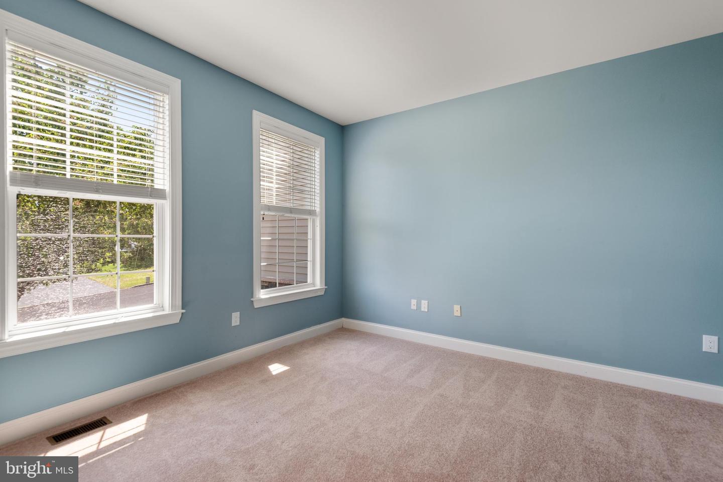 4200 Thornhill Rd Property Photo 13
