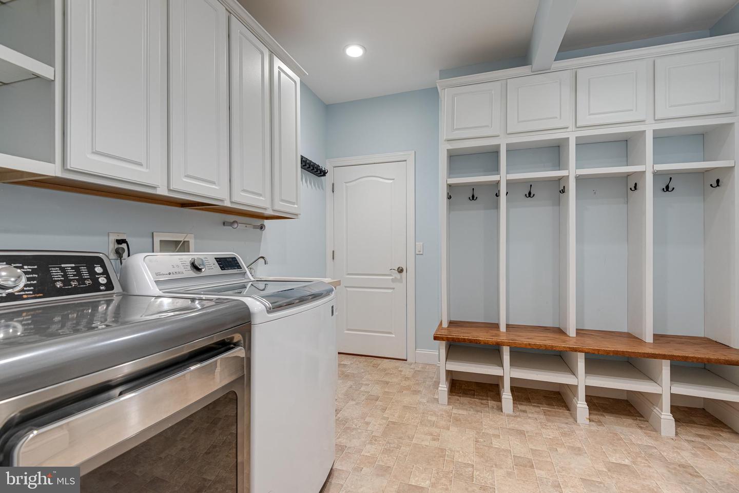 4200 Thornhill Rd Property Photo 16