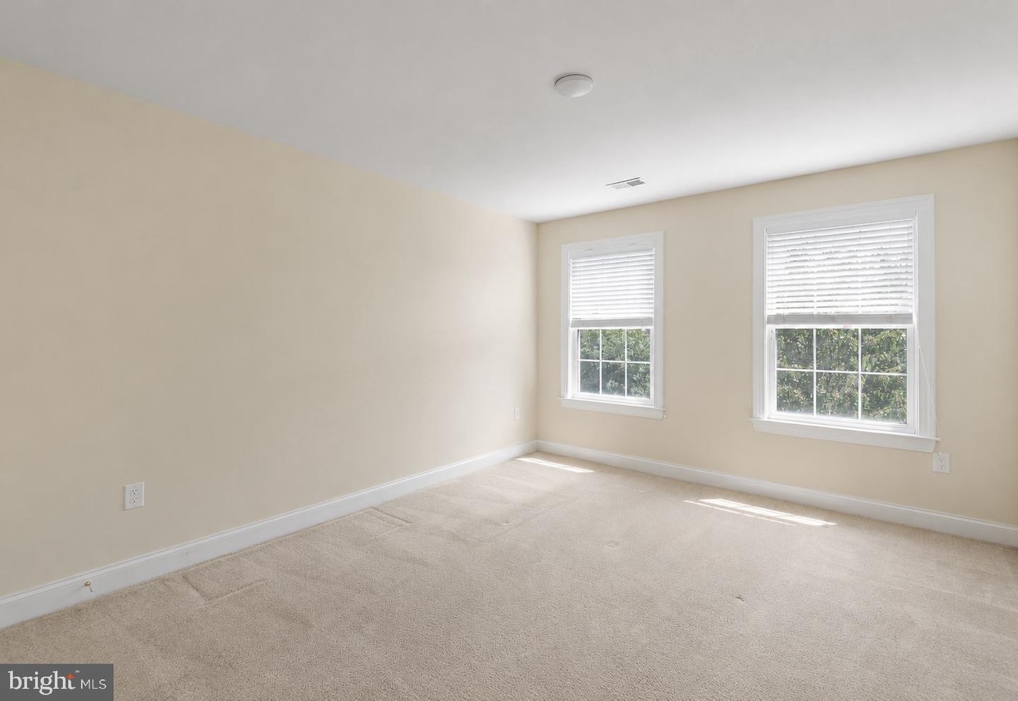 4200 Thornhill Rd Property Photo 27