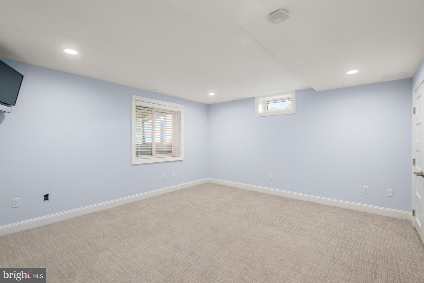 4200 Thornhill Rd Property Photo 34
