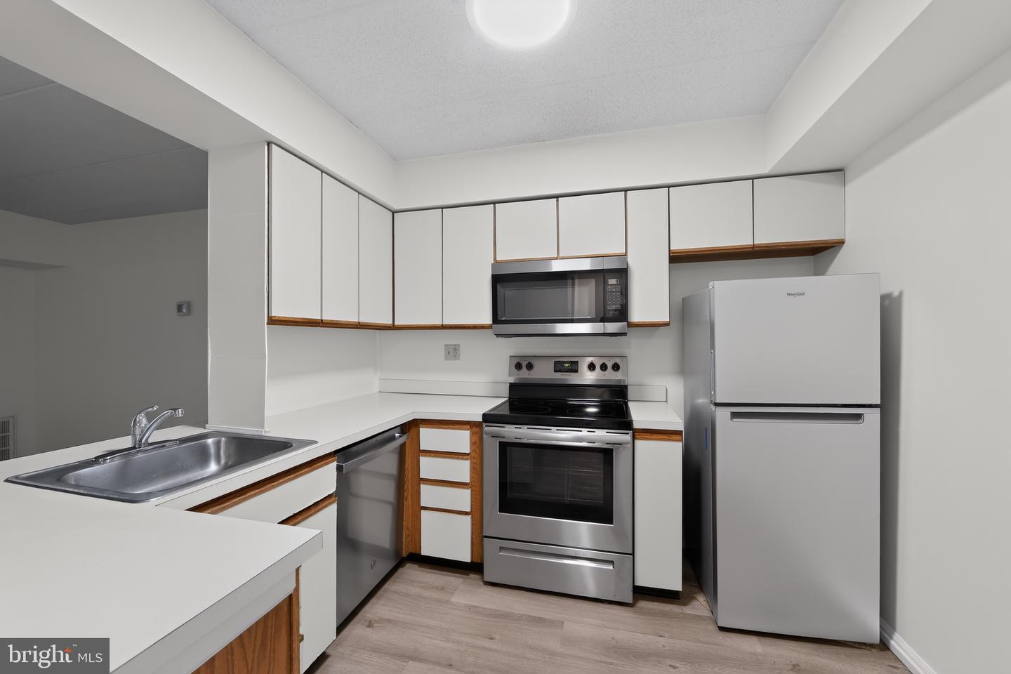 1311 Eagles Ridge Dr #11 Property Photo 11