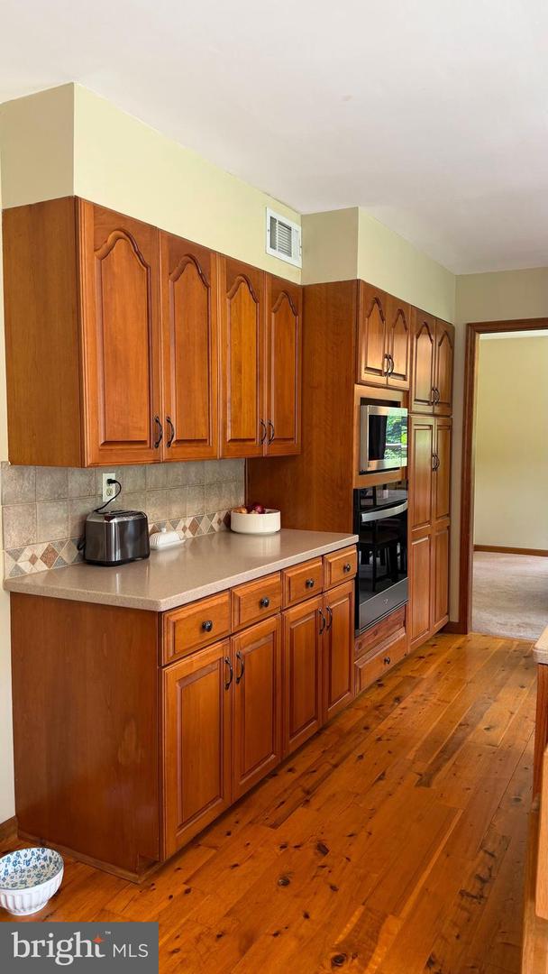 170 Lenora Ln Property Photo 15
