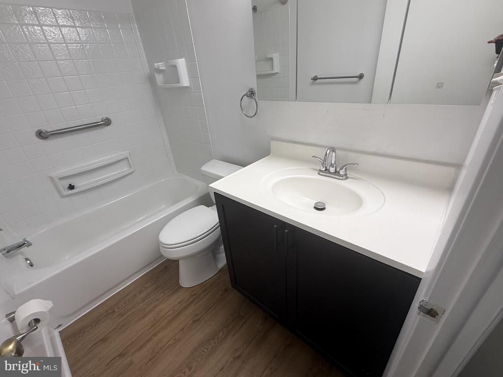 347 Drummers Ln #347 Property Photo 16