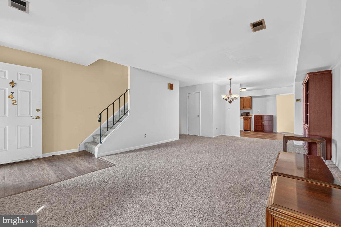42 Markel Rd Property Photo 7