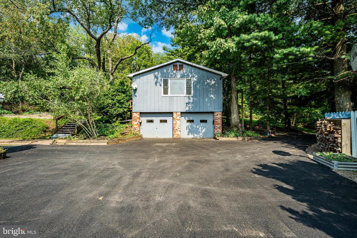 951 Pottstown Pike Property Photo 3