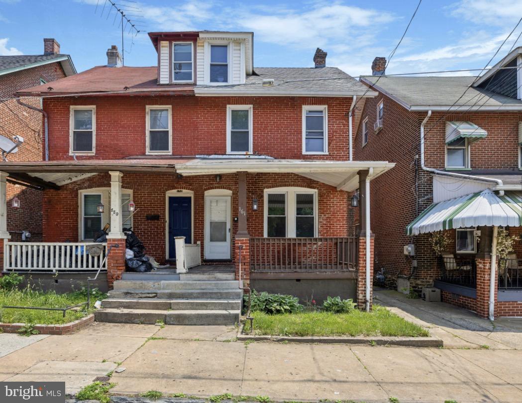 161 Strode Ave Property Photo 1