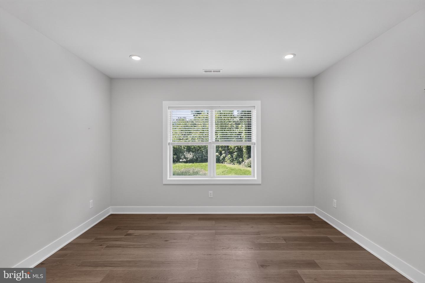 127 Alroy Rd Property Photo 36