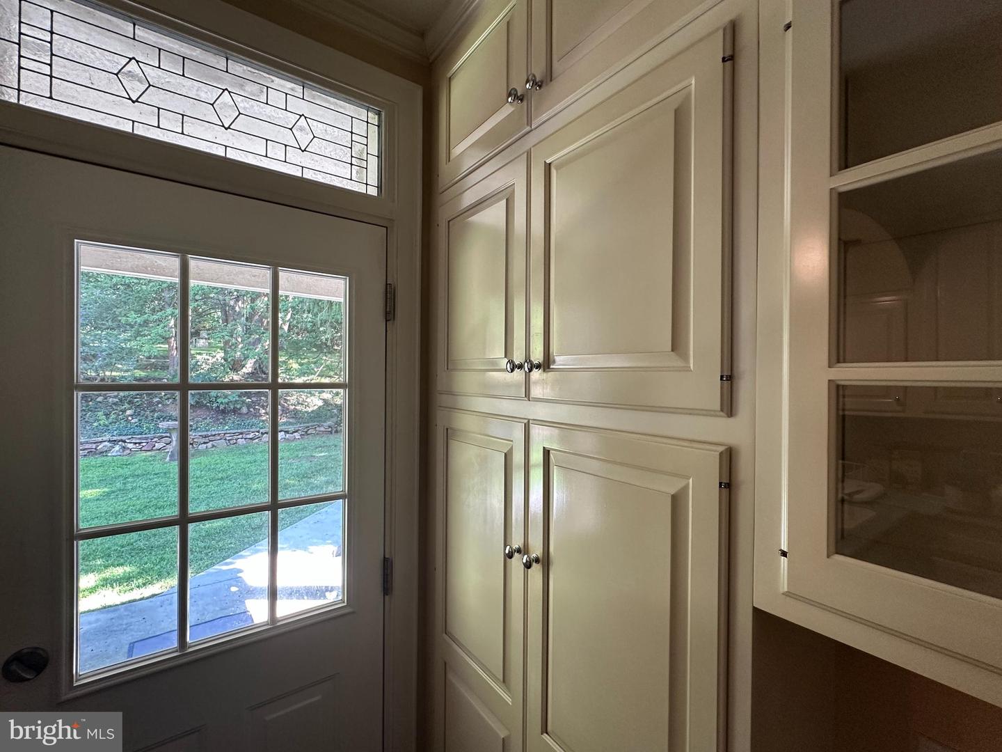 4813 Horseshoe Pike Property Photo 11