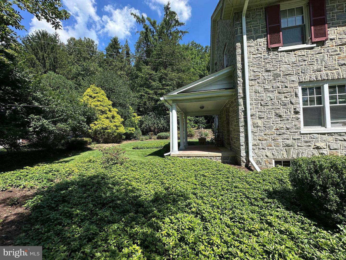 4813 Horseshoe Pike Property Photo 44