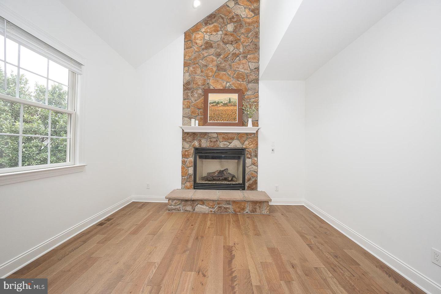 804 Shadebrush Rdg Property Photo 14