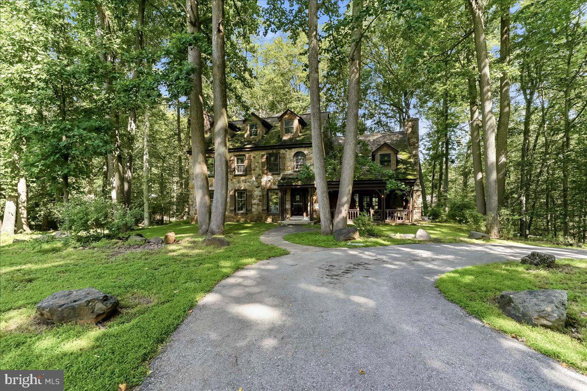 200 Pheasant Run Rd Property Photo 1