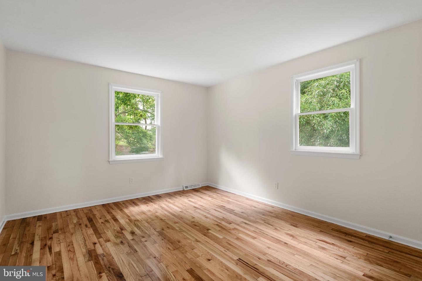 1038 Edgewood Chase Property Photo 22