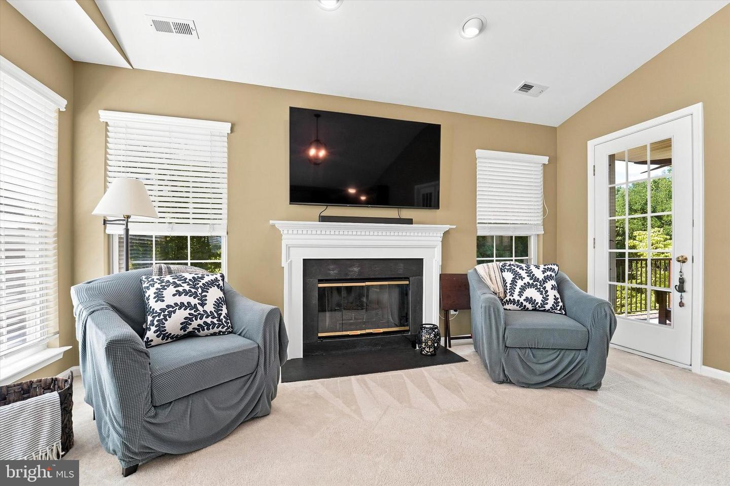 104 Jeffords Ct #1605 Property Photo 4