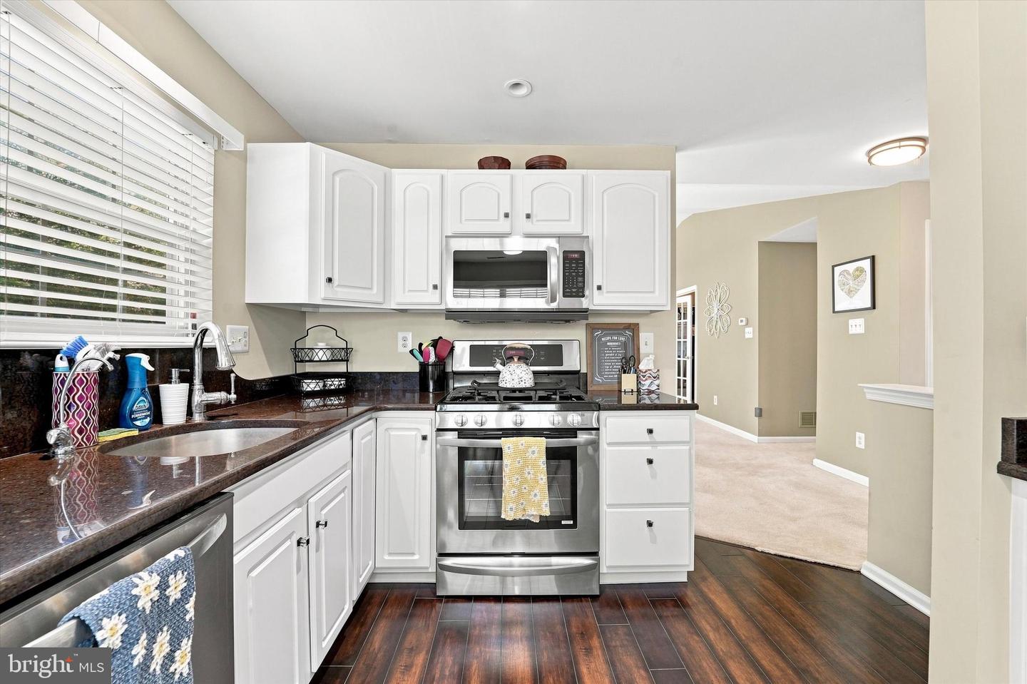 104 Jeffords Ct #1605 Property Photo 8
