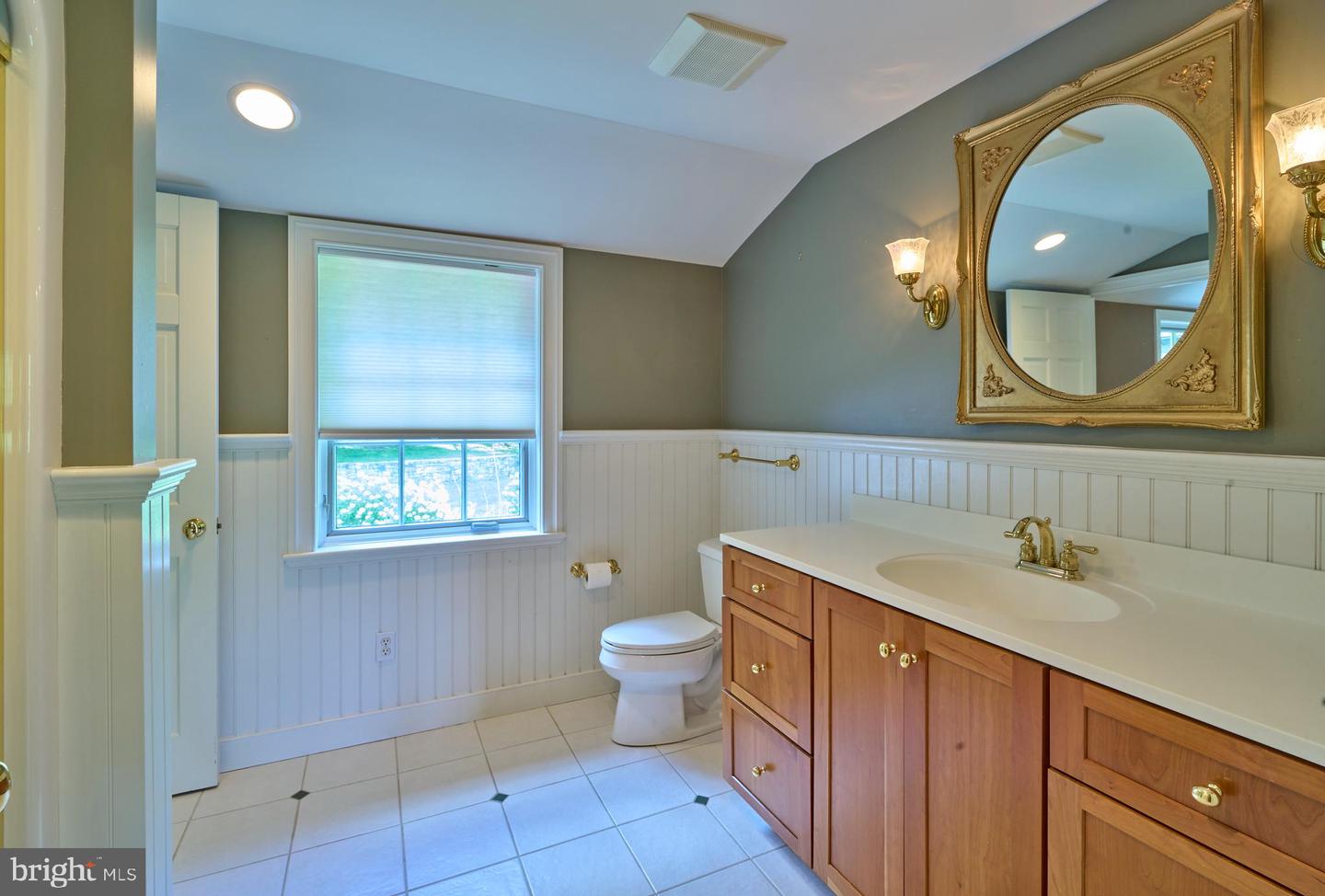 1045 Lower Pine Creek Rd Property Photo 45