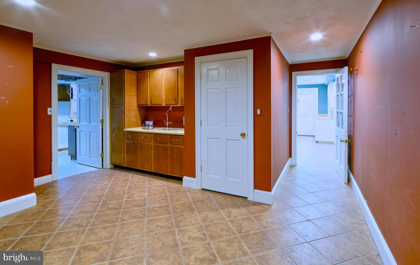 1045 Lower Pine Creek Rd Property Photo 55