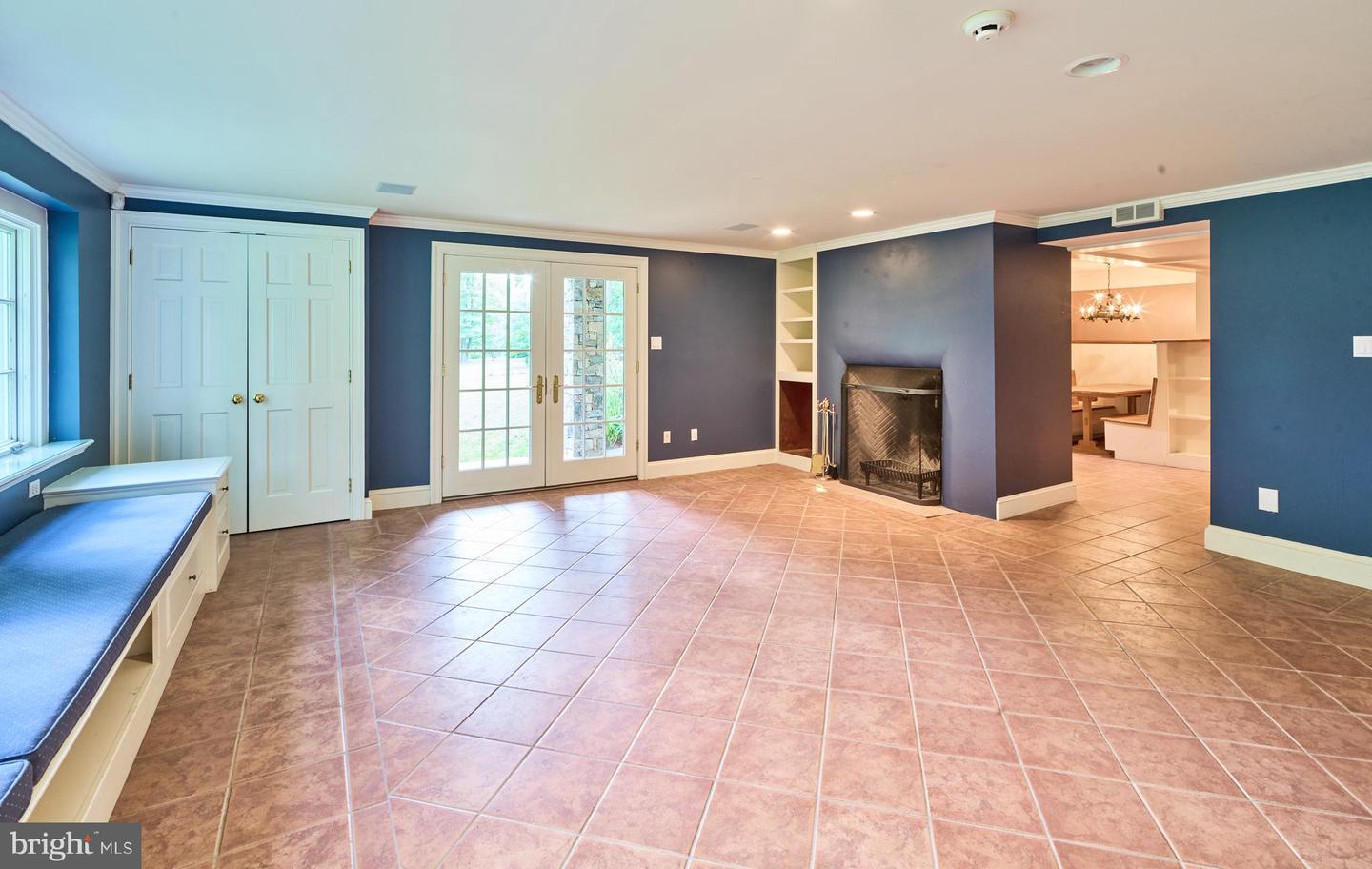 1045 Lower Pine Creek Rd Property Photo 58