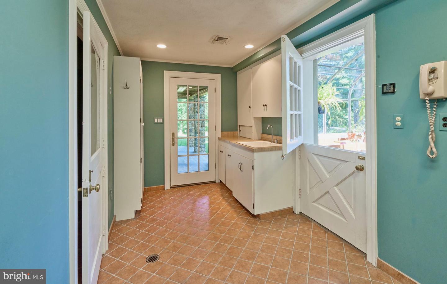 1045 Lower Pine Creek Rd Property Photo 63